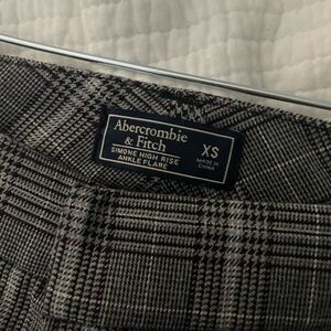 💗ABERCROMBIE AND FITCH SIMONE HIGH RISE ANKLE FLARE PANTS SIZE XS